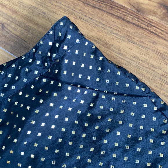 Umgee Black & Gold Shorts Size Medium - Picture 4 of 8